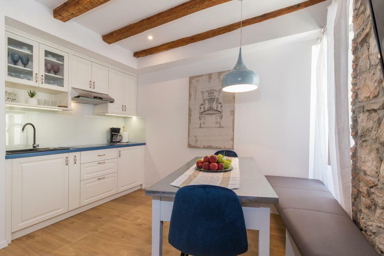 Deluxe Apartment Vera Rovinj Extérieur photo